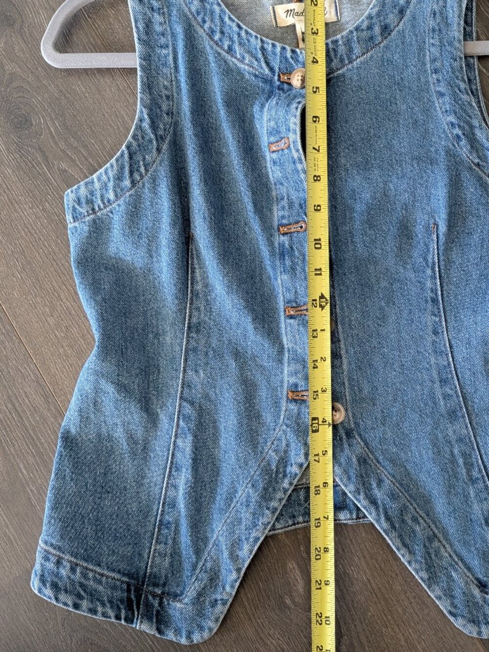 Madewell Denim Crewneck Vest in Java, Size 4 - Picture 5 of 9
